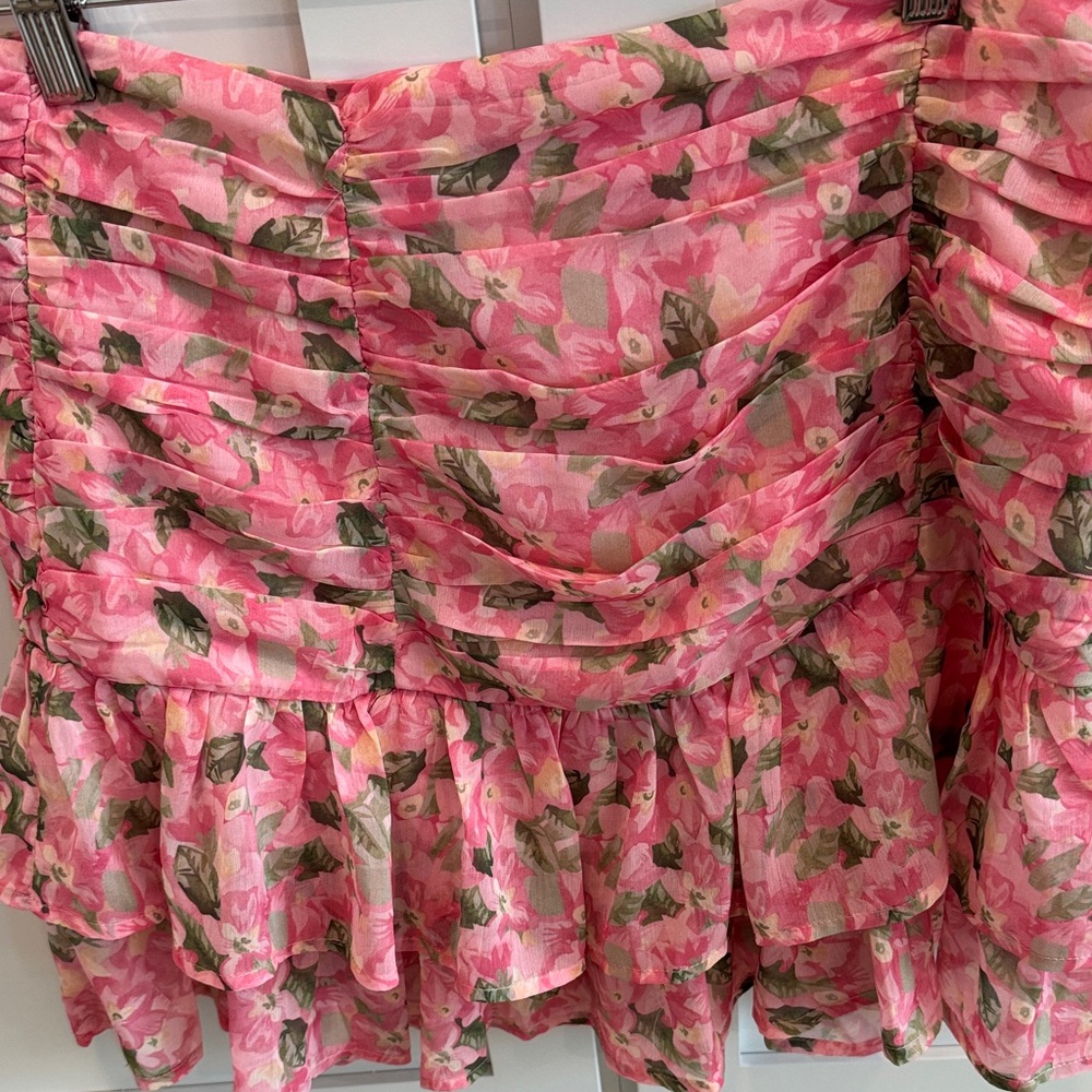 Vici Pink Floral Ruffled Mini Skirt - Picture 2 of 5